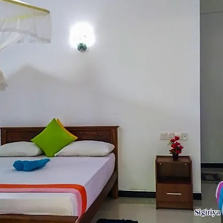 Appartement The Sigiri Roar à Sigirîya Extérieur photo